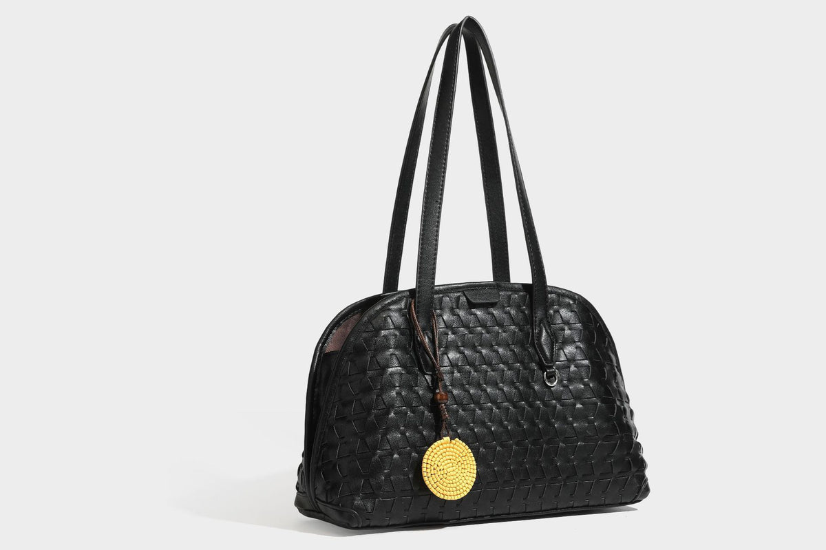 Strukturierte kuppelförmige Schulter-Tote-Bag mit geometrischer Flechtoptik in Lederoptik, langen Doppelriemen, Reißverschluss oben und rundem