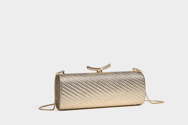 Strukturierte metallische Abend-Clutch mit gewebter Optik, geschwungenem goldfarbenem Kiss-Lock-Verschluss und abnehmbarem schmalem goldfarbenem Kettenriemen