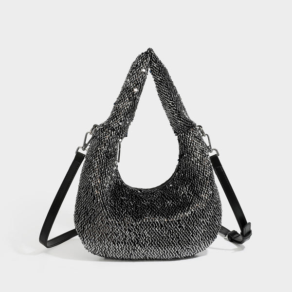 Weich fallende, tropfenförmige Hobo-Schultertasche mit durchgehendem Metallic-Paillettenbesatz und Details in Silberoptik, Detailansicht 6