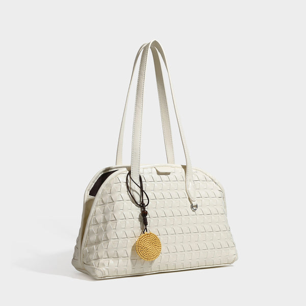 Strukturierte, kuppelförmige Schultertasche im Shopper-Stil mit geometrischer Webstruktur in Lederoptik, langen Doppelriemen, Reißverschluss oben und rund