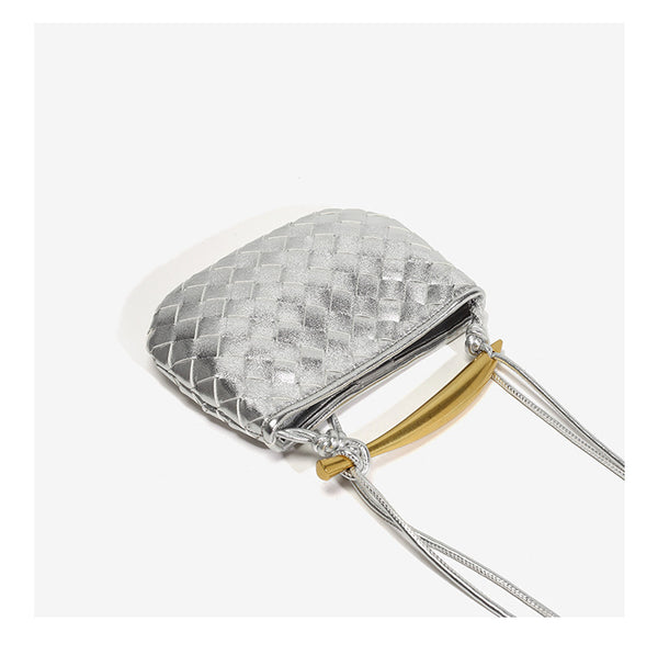Mini-Crossbody-Etui mit gewebter Rautenstruktur, geschwungenem Bügelgriff in Goldoptik und schmalem Kordelriemen, Detailansicht 14
