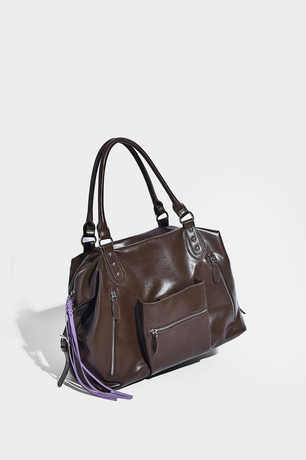 Glänzende strukturierte Tote-Henkeltasche mit zwei Tragegriffen, abnehmbarem Crossbody-Riemen, Reißverschlusstaschen auf der Vorderseite und silberfarbenen Beschlägen