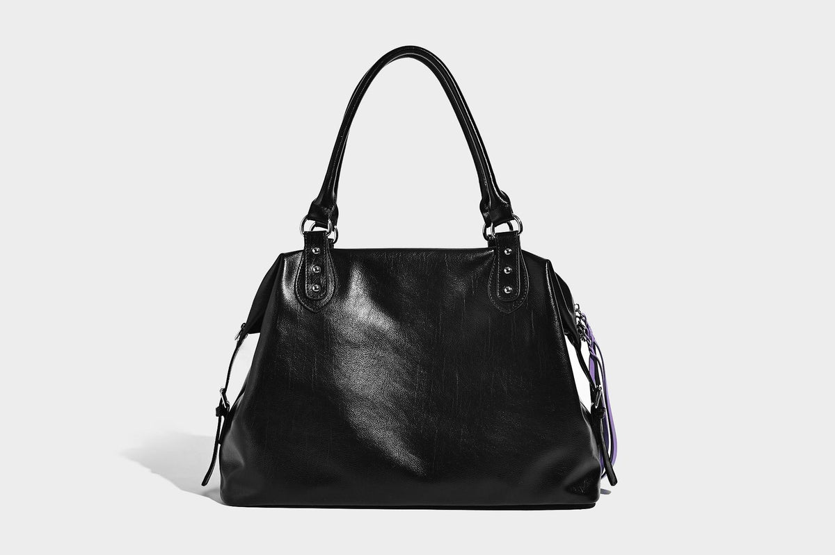 Glänzende strukturierte Tote-Henkeltasche mit zwei Tragegriffen, abnehmbarem Crossbody-Riemen, Reißverschlusstaschen auf der Vorderseite und silberfarbenen Beschlägen