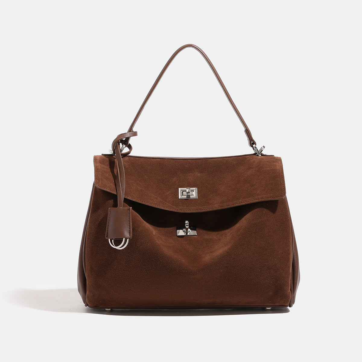 Strukturierte Satchel-Bag in Wildlederoptik mit Überschlag, dunkelbrauner Farbe, Drehverschluss und geknotetem Tragegriff, Detailansicht 8