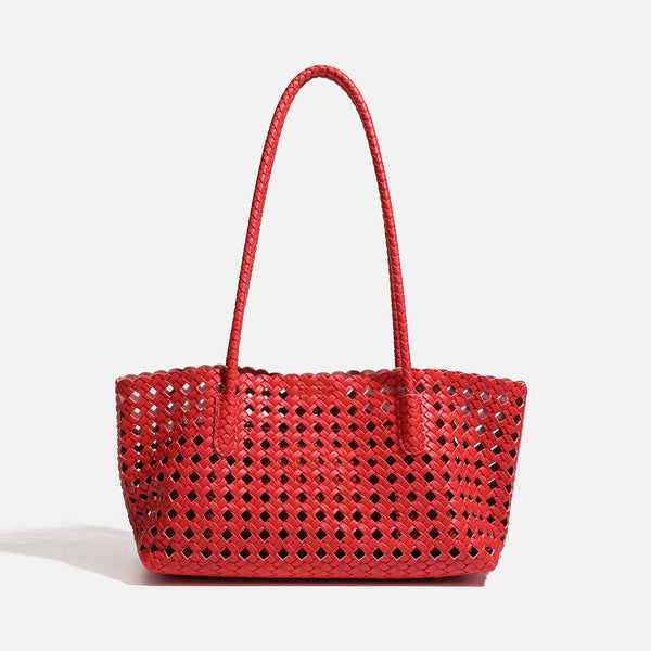 Limegrüne Tote-Bag aus offenem Flechtwerk mit langen geflochtenen Henkeln zum Tragen über der Schulter und gewelltem oberen Rand, Detailansicht 8