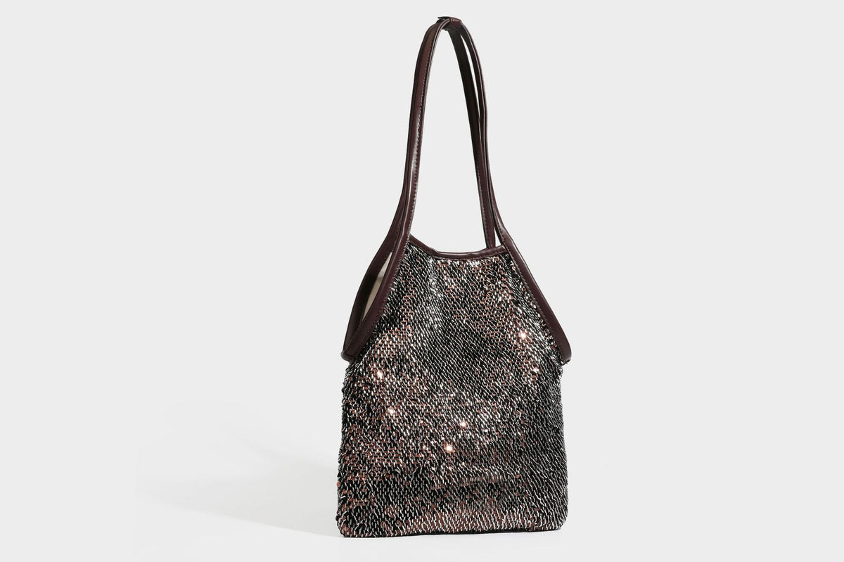 Kleine Schulter-Tote-Bag mit Pailletten, langem Metallic-Riemen und trapezförmiger Silhouette, Detailansicht 32