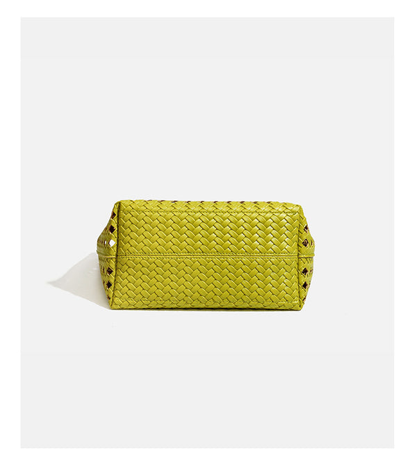 Chartreusefarbene Tote-Bag mit durchbrochenem Flechtmuster, langen geflochtenen Schulterriemen und gewelltem oberen Rand, Detailansicht 20