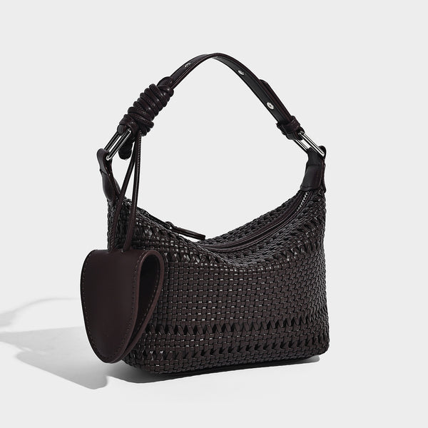 Kleine gewebte Hobo-Schultertasche in Gitteroptik mit sichelförmiger Silhouette, Reißverschluss oben, silberfarbenen Beschlägen und verstellbarem, Detail