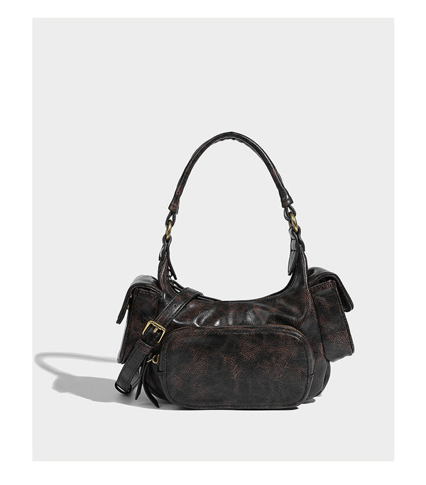 Formlose Schultertasche in Lederoptik mit mehreren Fächern, Used-Finish, vorderer Reißverschlusstasche, seitlichen Klappentaschen und goldfarbenem