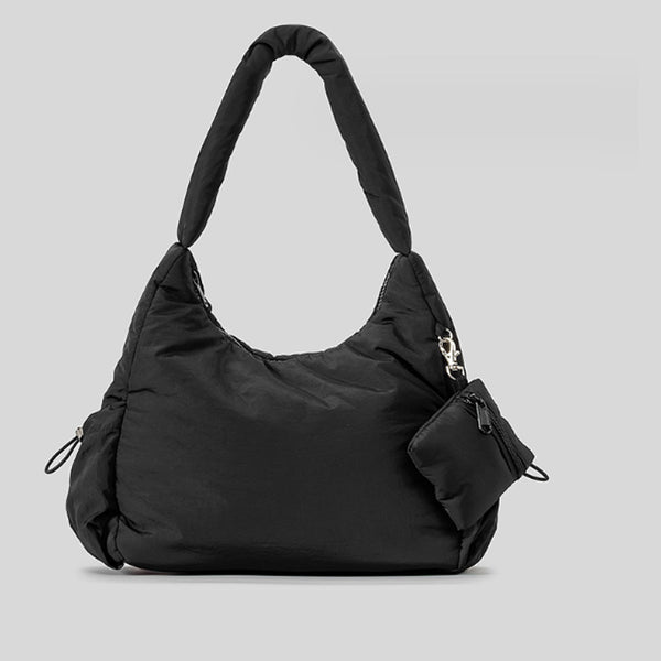 Olivgrüne, wattierte Nylon-Hobo-Schultertasche mit abnehmbarer Reißverschlusstasche und silberfarbenen Beschlägen, Detailansicht 6