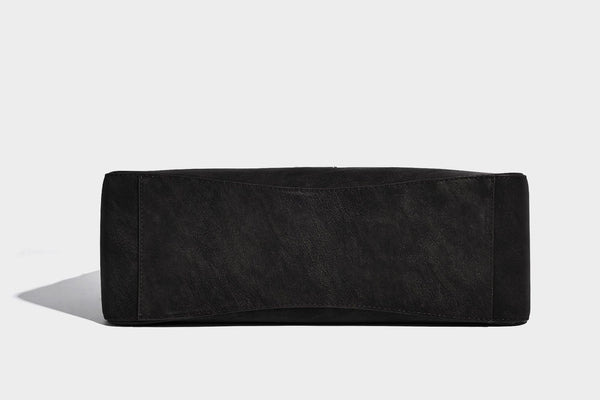 Large slouchy hobo shoulder bag in matte leather-look finish with adjustable strap and gold-tone bar hardware, detail view 26
