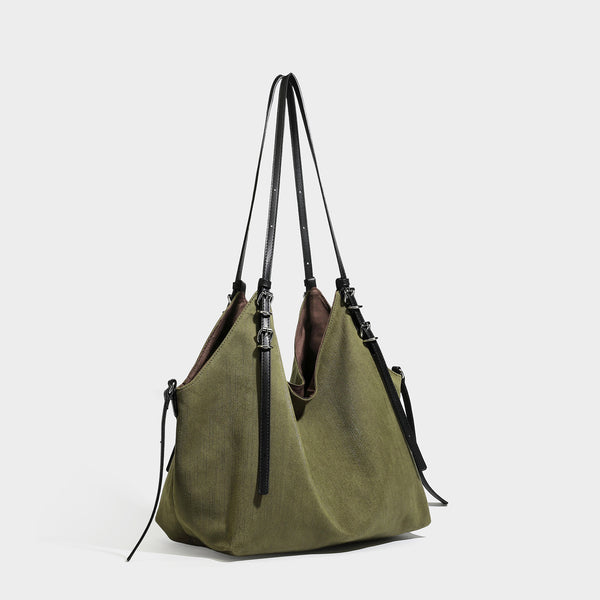 Oversized Hobo-Schultertasche in Olivgrün mit langen Doppelriemen in Lederoptik, silberfarbenen Schnallendetails und