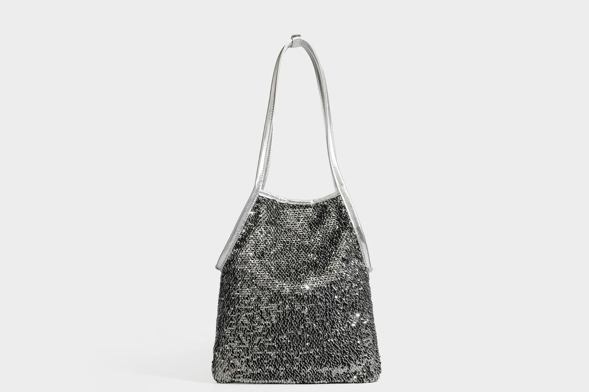 Kleine Pailletten-Schultertasche im Tote-Stil mit langem Metallic-Riemen und trapezförmiger Silhouette, Detailansicht 40