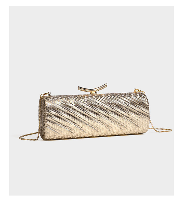 Strukturierte metallische Abend-Clutch mit gewebter Optik, geschwungenem goldfarbenem Kiss-Lock-Verschluss und abnehmbarem schmalem goldfarbenem Kettenriemen