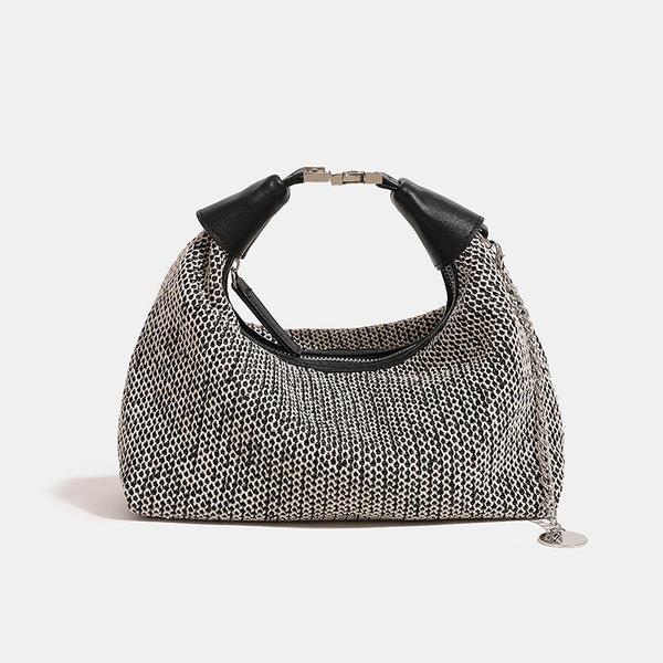 Kleine gewebte Hobo-Tasche aus Stroh mit Reißverschluss, Besatz in Lederoptik und Beschlägen in Silberoptik, Detailansicht 6