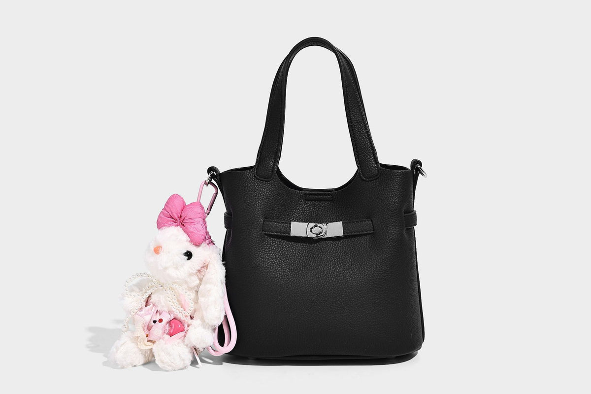 Kleine formstabile Tote-Bag mit genarbter Oberfläche, silberfarbenem Drehverschluss und zwei Henkeln, Detailansicht 15