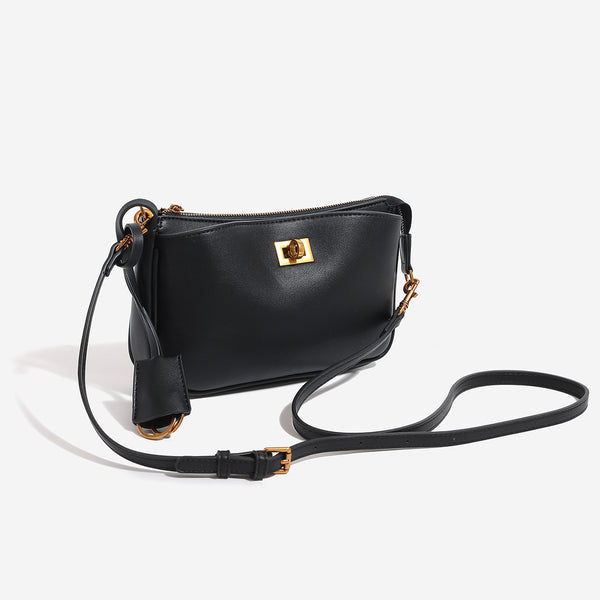 Kleine, formstabile Schultertasche aus glatter Lederoptik mit aufgesetztem Frontfach mit Drehverschluss und verstellbarem Riemen, Detailansicht 3