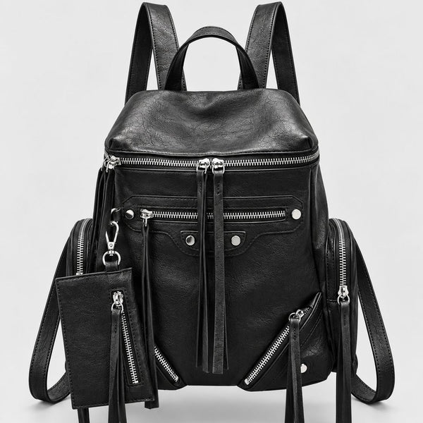 Schwarzer Rucksack in strukturierter Lederoptik mit mehreren Reißverschlussfächern in Silberoptik, Quasten-Zippern und abnehmbarem Mini-Etui