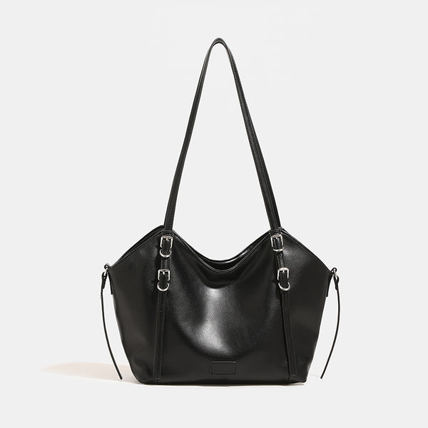 Glatte Tote-Schultertasche aus Lederimitat mit silberfarbenen Schnallenbeschlägen und zwei Schulterriemen, Detailansicht 6