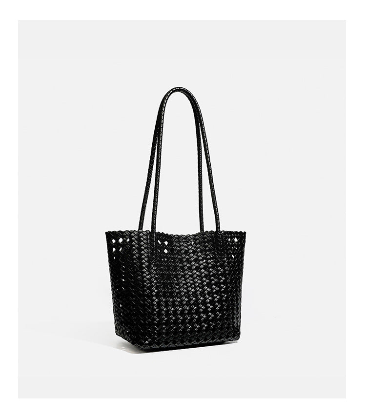 Chartreusefarbene, durchbrochen geflochtene Tote-Bag mit langen geflochtenen Schulterriemen und gewelltem oberen Rand, Detailansicht 27