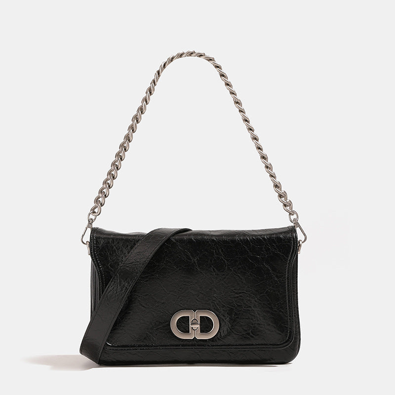 Rectangular flap shoulder bag with chunky silver-tone chain strap and crinkled leather-look finish, detail view 7