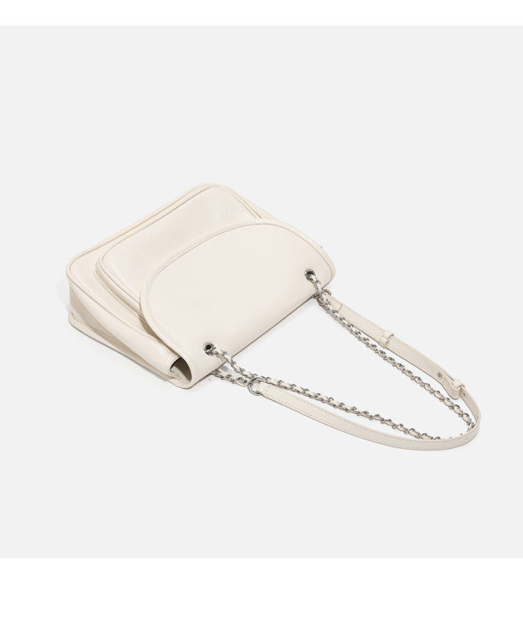 Structured glossy leather-look flap shoulder bag with silver-tone chain strap, detail view 17