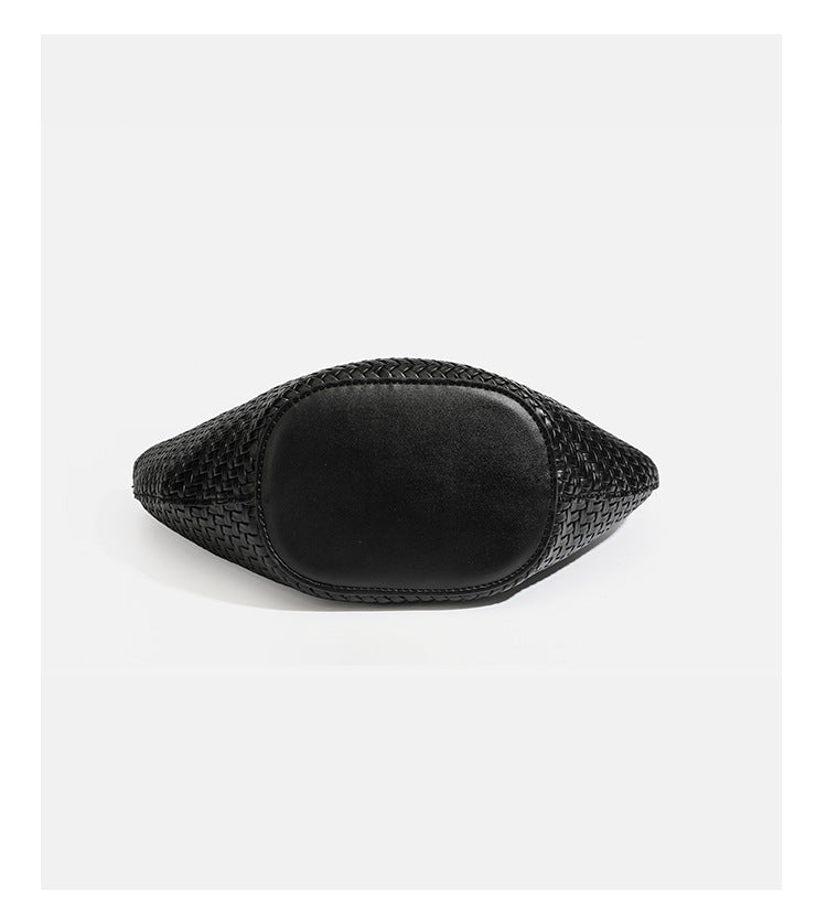 Große schwarze gewebte Tote-Bag mit glatter Kante in Lederoptik, langen doppelten Schulterriemen und geschwungener Silhouette, Detailansicht 13