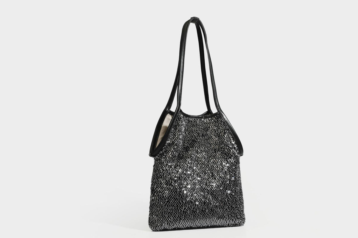 Kleine Schulter-Tote-Bag mit Pailletten, langem Metallic-Riemen und trapezförmiger Silhouette, Detailansicht 29