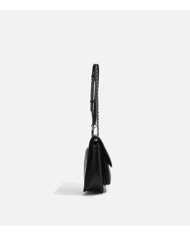 Structured glossy leather-look flap shoulder bag with silver-tone chain strap, detail view 10