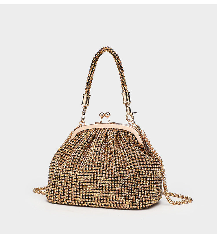 Kompakte Abendtasche mit durchgehendem Strassbesatz, silberfarbenem Metallrahmen, Strass-Tragegriff und abnehmbarer Kette