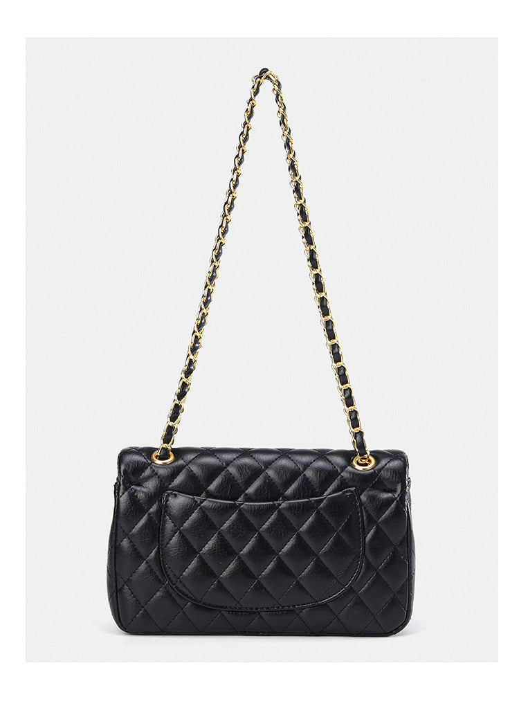 Gesteppte Crossbody-Tasche mit Rautenmuster, Überschlag, goldfarbenem Kettenriemen und Drehverschluss, Detailansicht 18