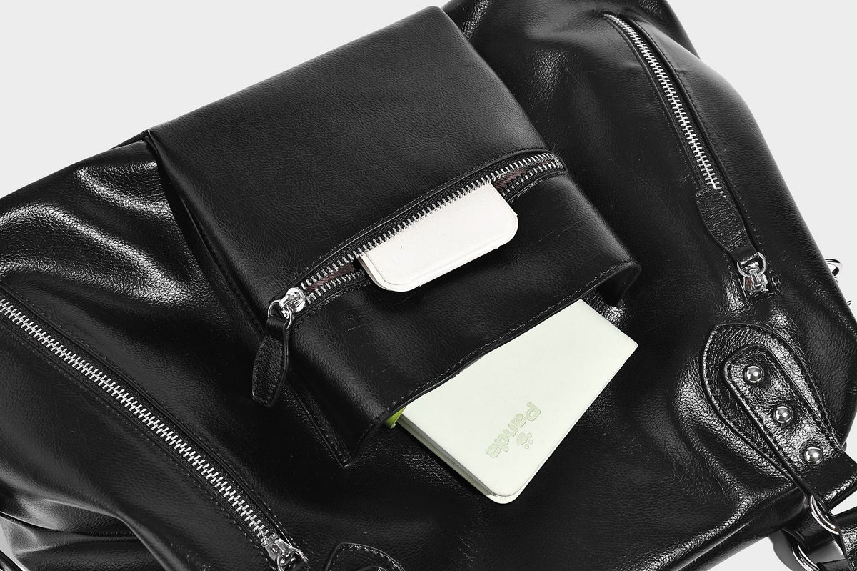 Glänzende strukturierte Tote-Henkeltasche mit zwei Tragegriffen, abnehmbarem Crossbody-Riemen, Reißverschlusstaschen auf der Vorderseite und silberfarbenen Beschlägen