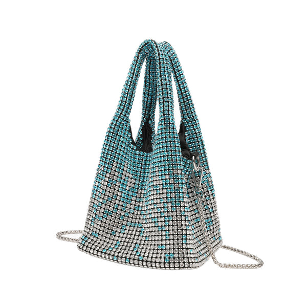 Ombré-Beuteltasche mit Kristall-Strasssteinen im Verlauf von Schwarz zu Silber, Kettenriemen und Kristallgriffen, Detailansicht 5